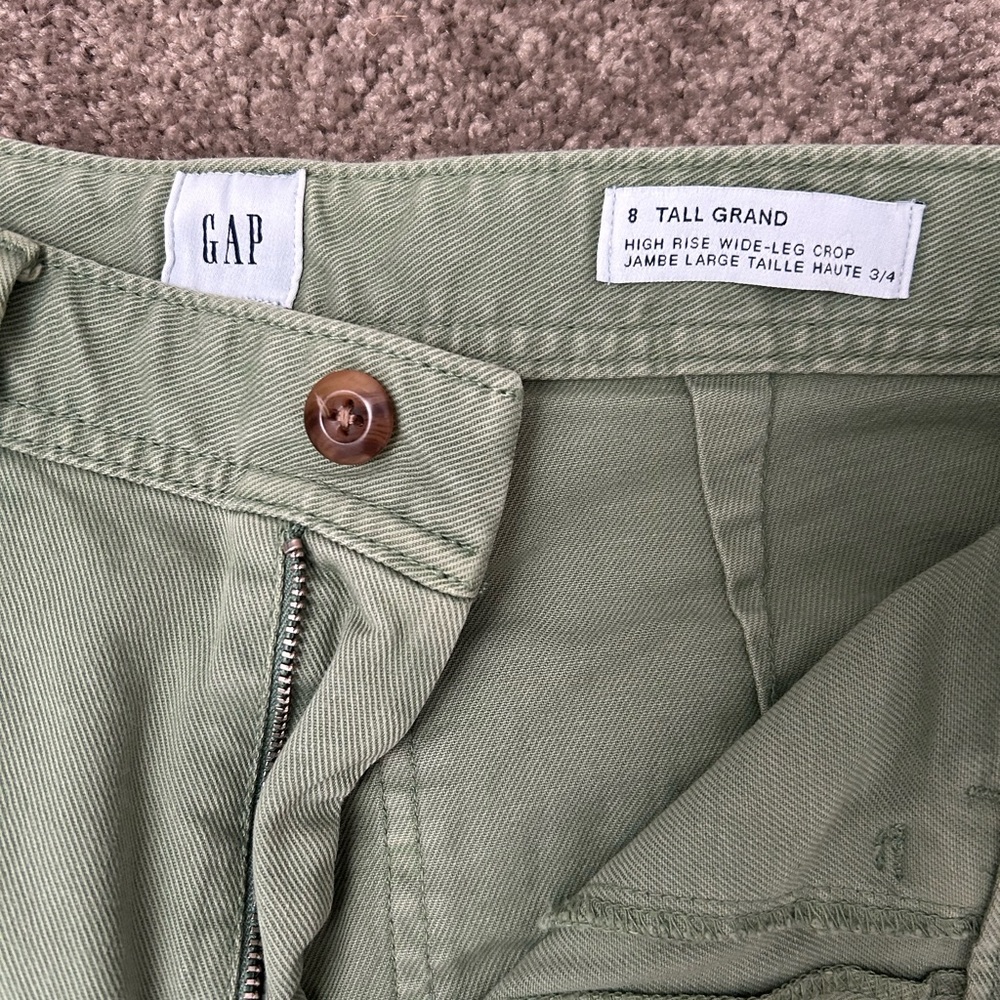 Gap wide legged cropped jeans 3/4 length